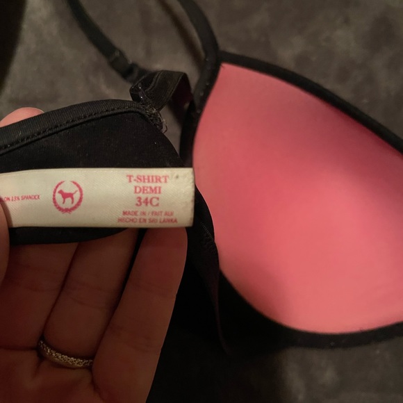 Veuc. Doesnt fit - Picture 2 of 2